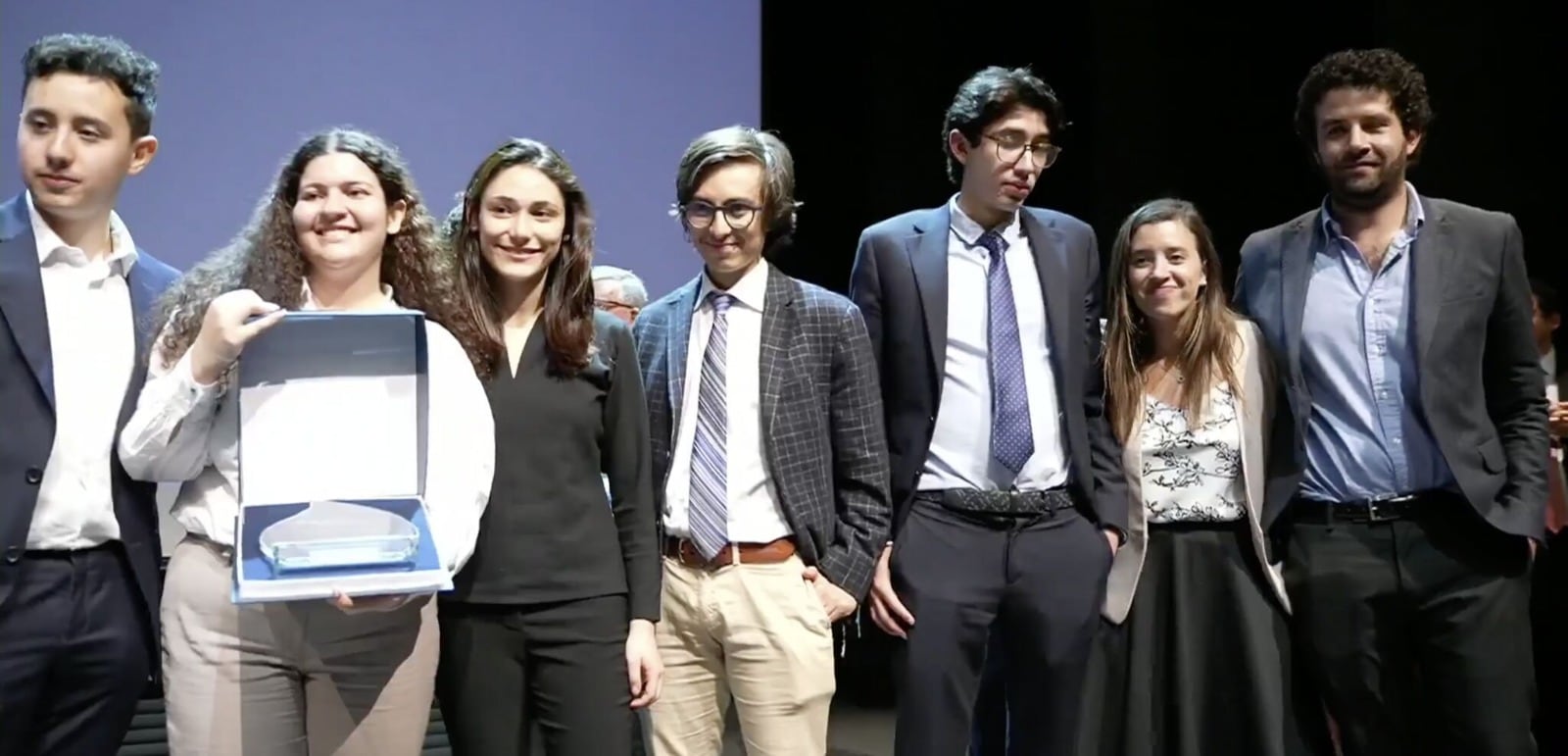 Estudiantes de derecho de la Universidad Javeriana ganan importante premio internacional de oratoria
