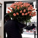 Ramos de rosas listas para dar a mamá