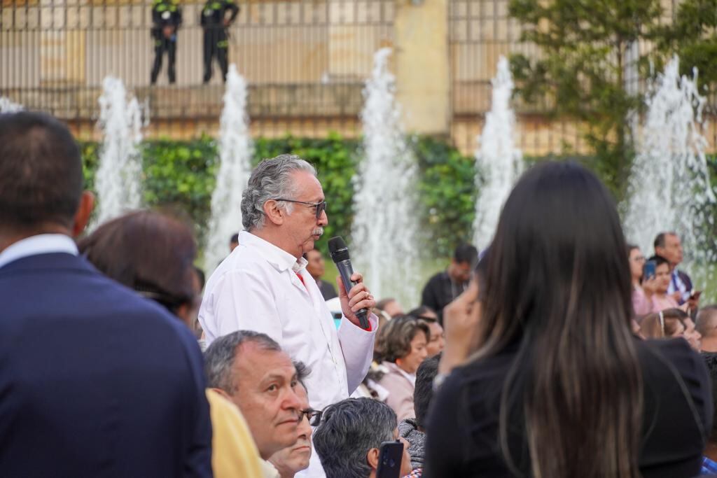 Radicación del proyecto de reforma a la salud.