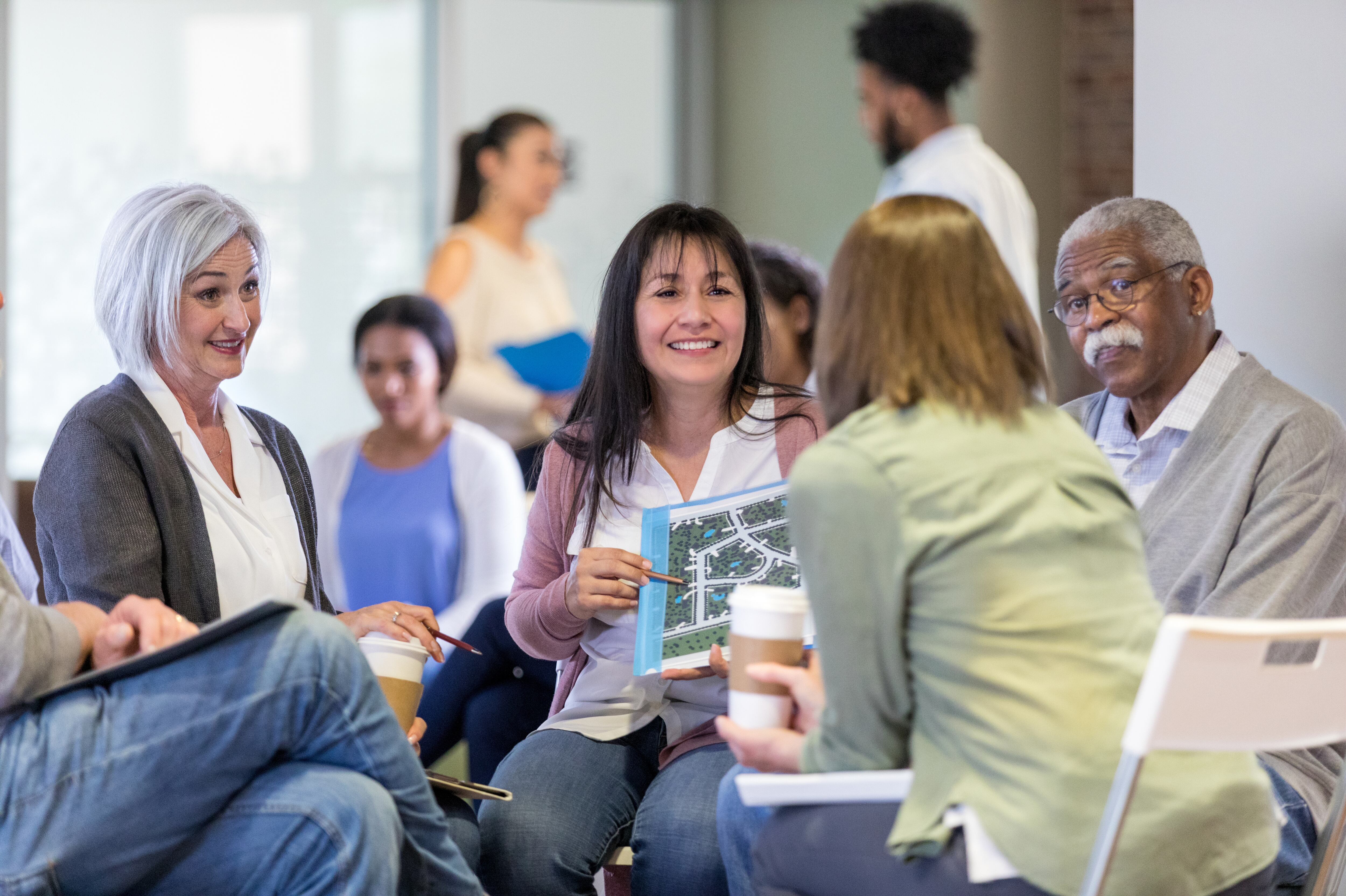 El Community Leadership Institute abrió becas para líderes comunitarios en Colombia y otros más de 100 países