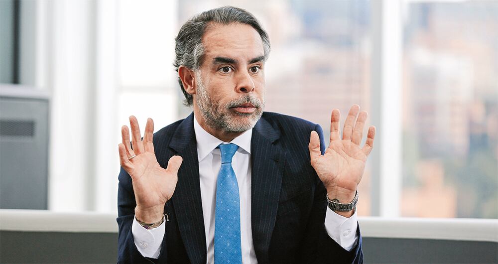    El exembajador en Venezuela Armando Benedetti renunció a esa posición diplomática tras el escándalo.