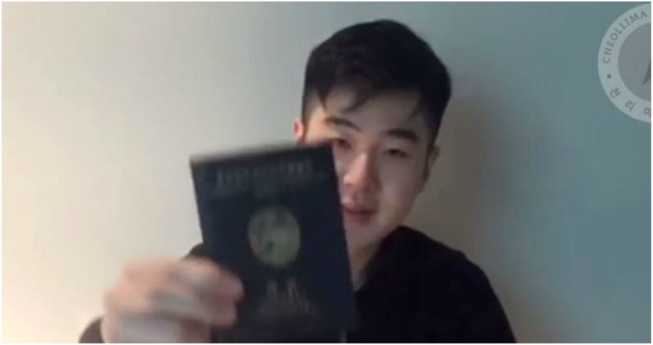 Kim Han Sol en uno de los videos que apareció desde la clandestinidad