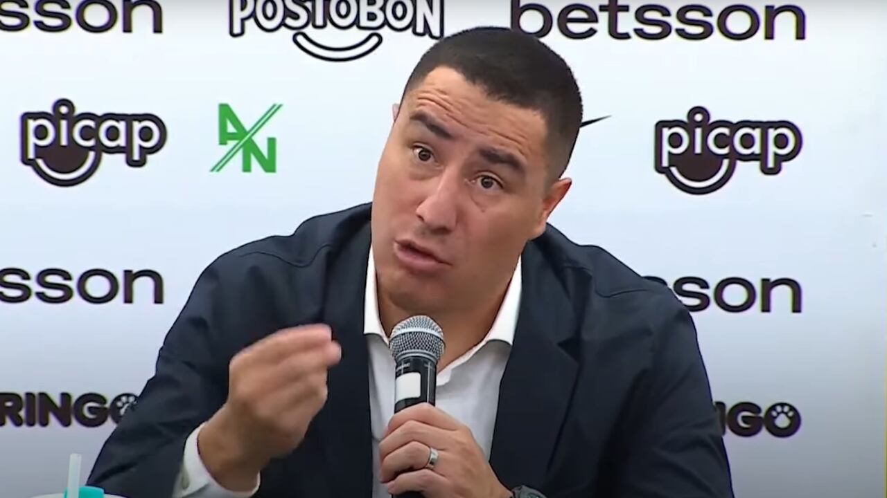 Efraín Juárez, técnico de Atlético Nacional