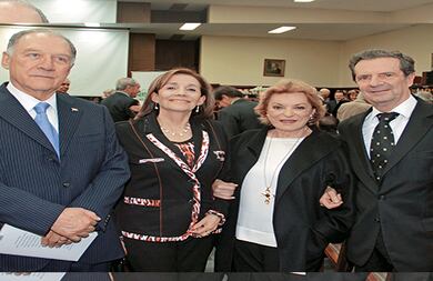Harold Bedoya, María Cristina de Bedoya, Gloria Zea y Fernando Londoño.