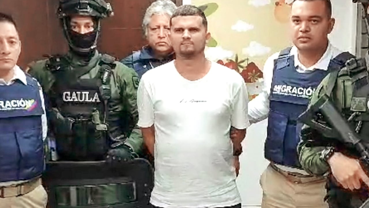 Pese a estar tras las rejas, el imperio de Satanás sigue vigente y él lo impone a sangre y fuego. Su organización criminal echó raíces en El Amparo, localidad de Kennedy, donde tenían el cuartel denominado Torcoroma.