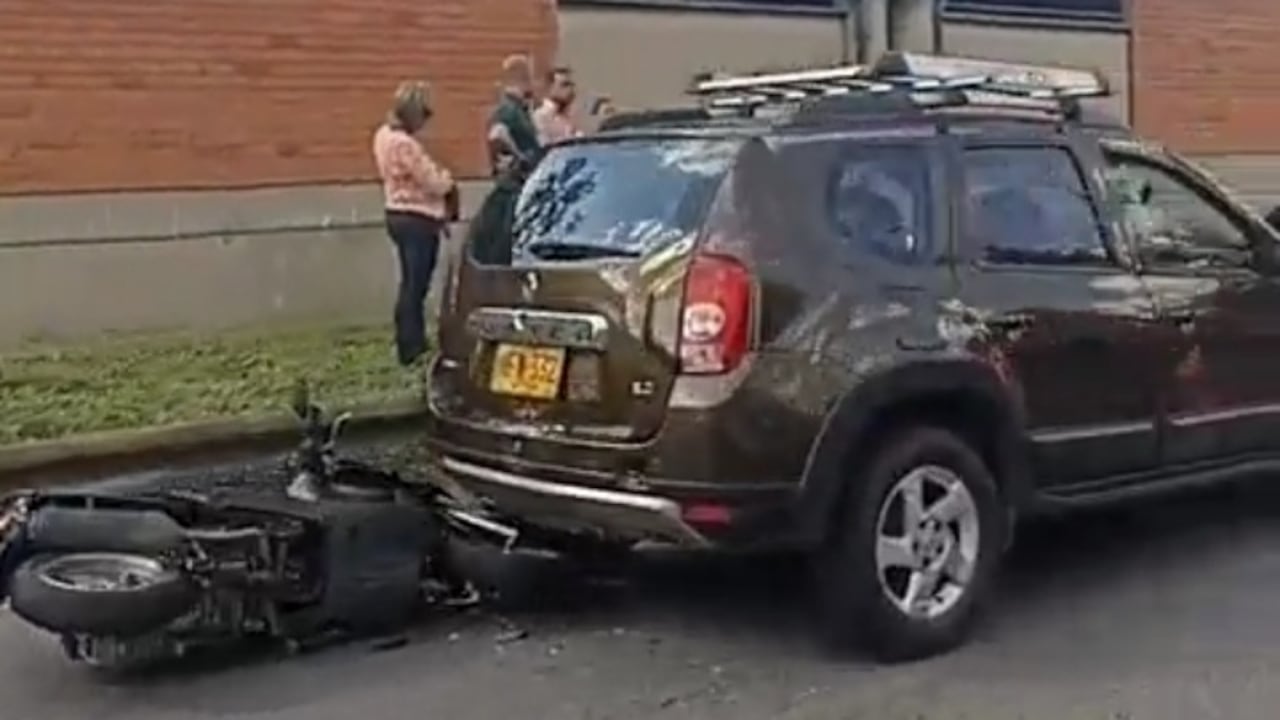 En los hechos, una mujer resultó gravemente herida.