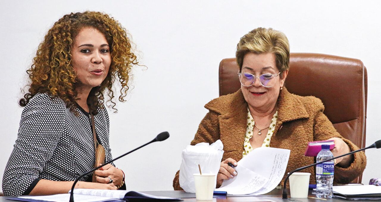 a ministra de Ciencia, Tecnología e Innovación, Yesenia Olaya, fue denunciada por supuesto acoso laboral.