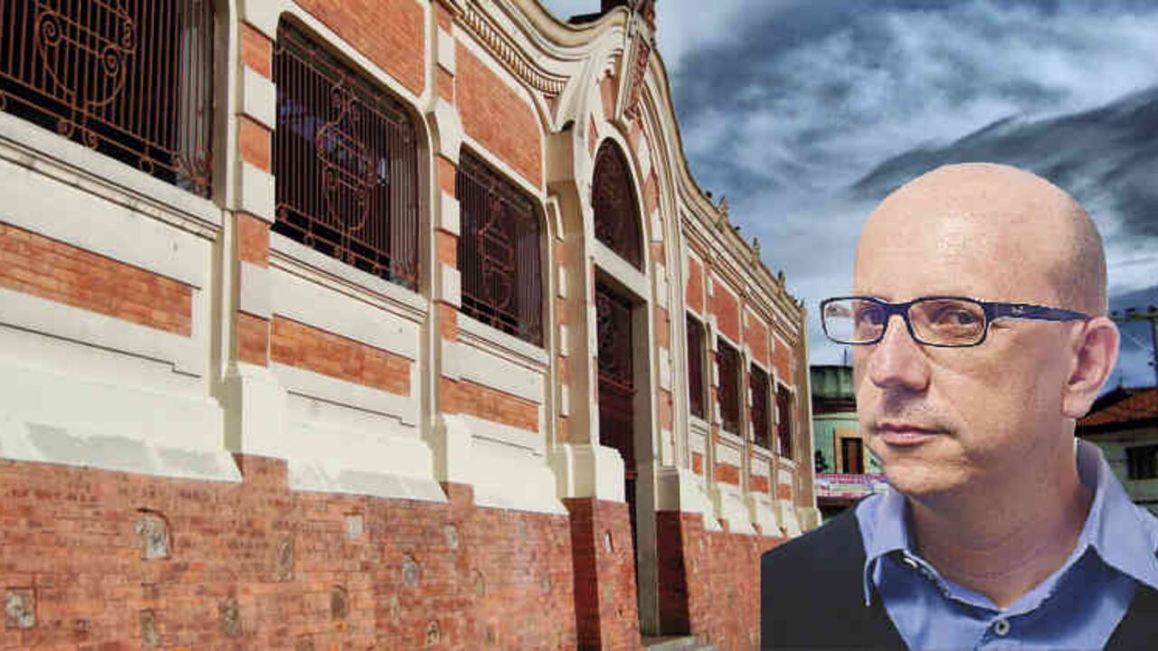 La plaza de mercado de Las Cruces.