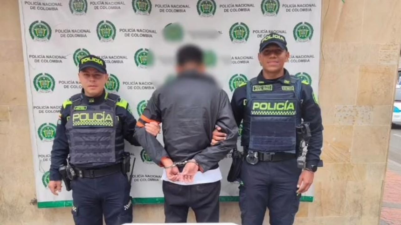 Capturan a presunto microtraficante con 127 cápsulas de bazuco en Santa Fe.