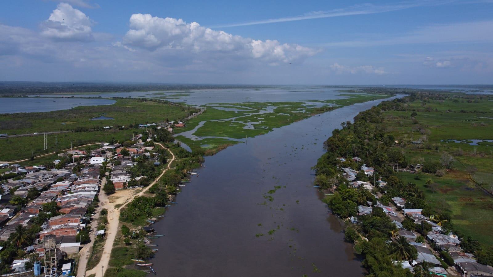 Contenido especial, Canal del Dique