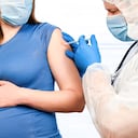 Vacuna para mujeres gestantes (Getty)