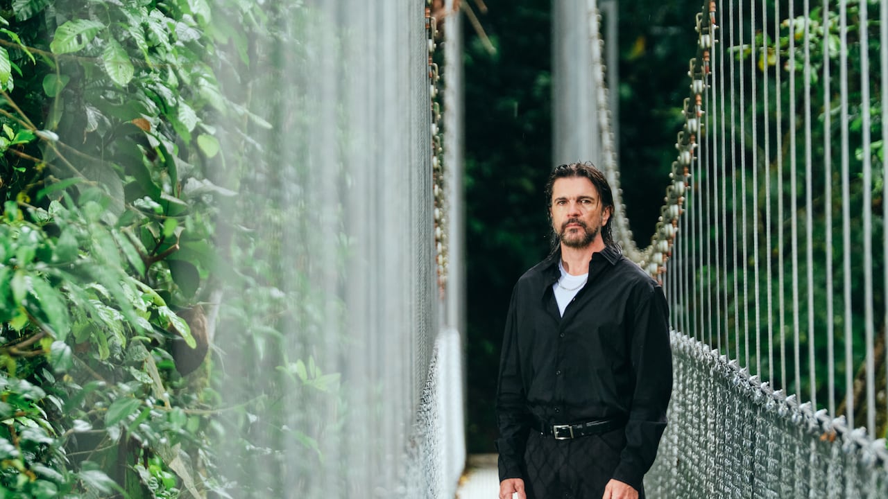 Juanes estrenó su duodécimo álbum 'JuanEsteban' este 6 de marzo de 2026.