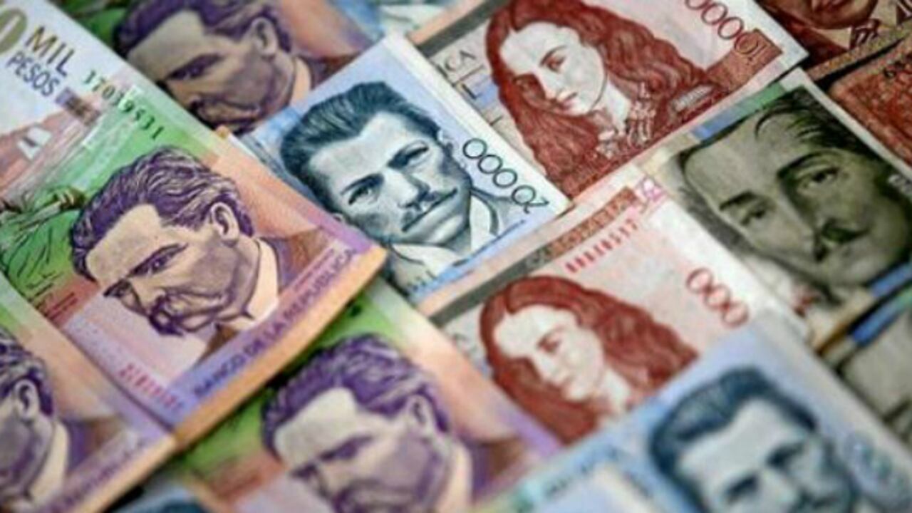 Usuarios denuncian que los pobres son los más afectados con las tarifas que cobran las empresas que hacen las remesas.