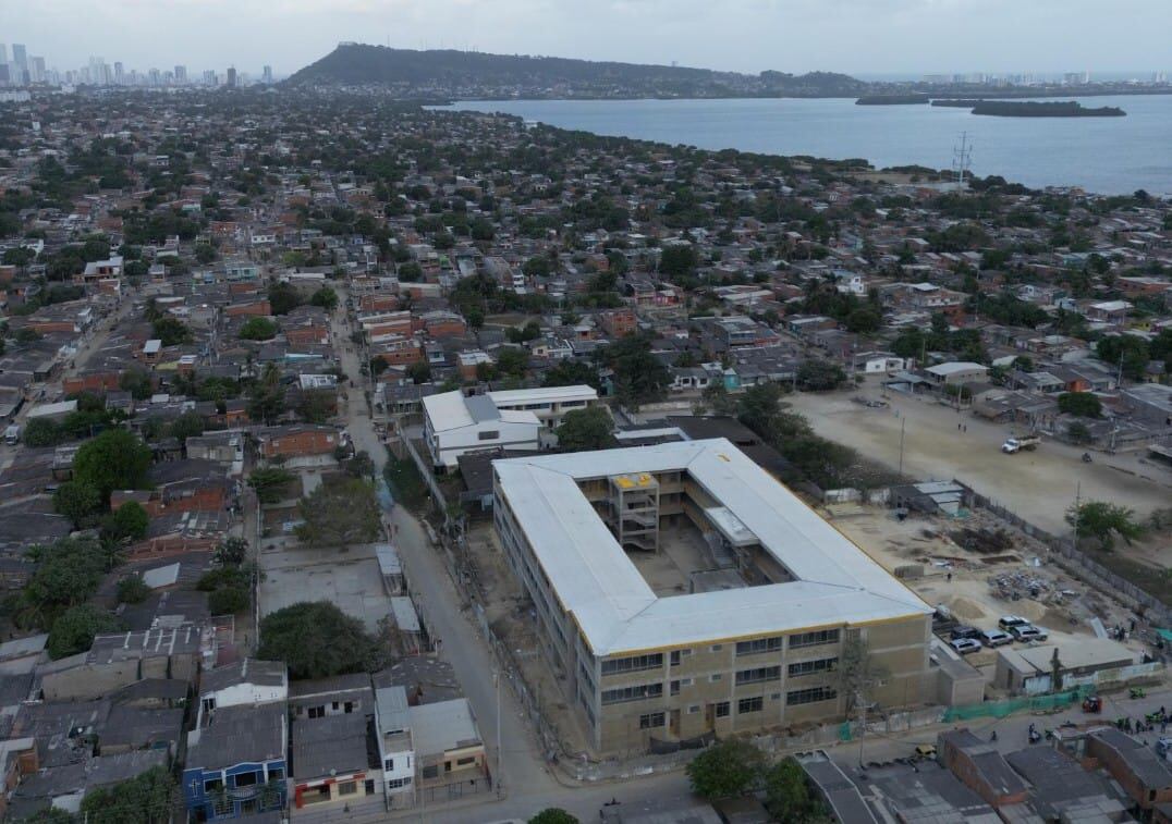 La institución tendrá zonas deportivas, de integración y recreación.