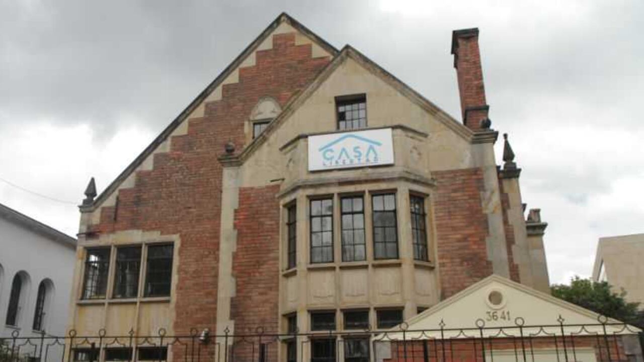 En el piso en donde estaban las reclusas del Buen Pastor todavía quedan rastros de las caletas que usaban para guardar el dinero de la droga.