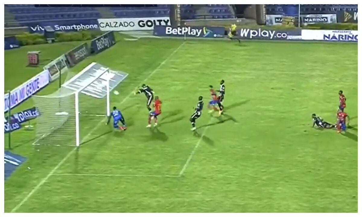 El insólito gol que le dio la clasificación al Pasto a los 8
