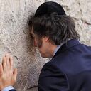 El presidente Javier Milei rompió en llanto en el Muro de los Lamentos, en Jerusalén.