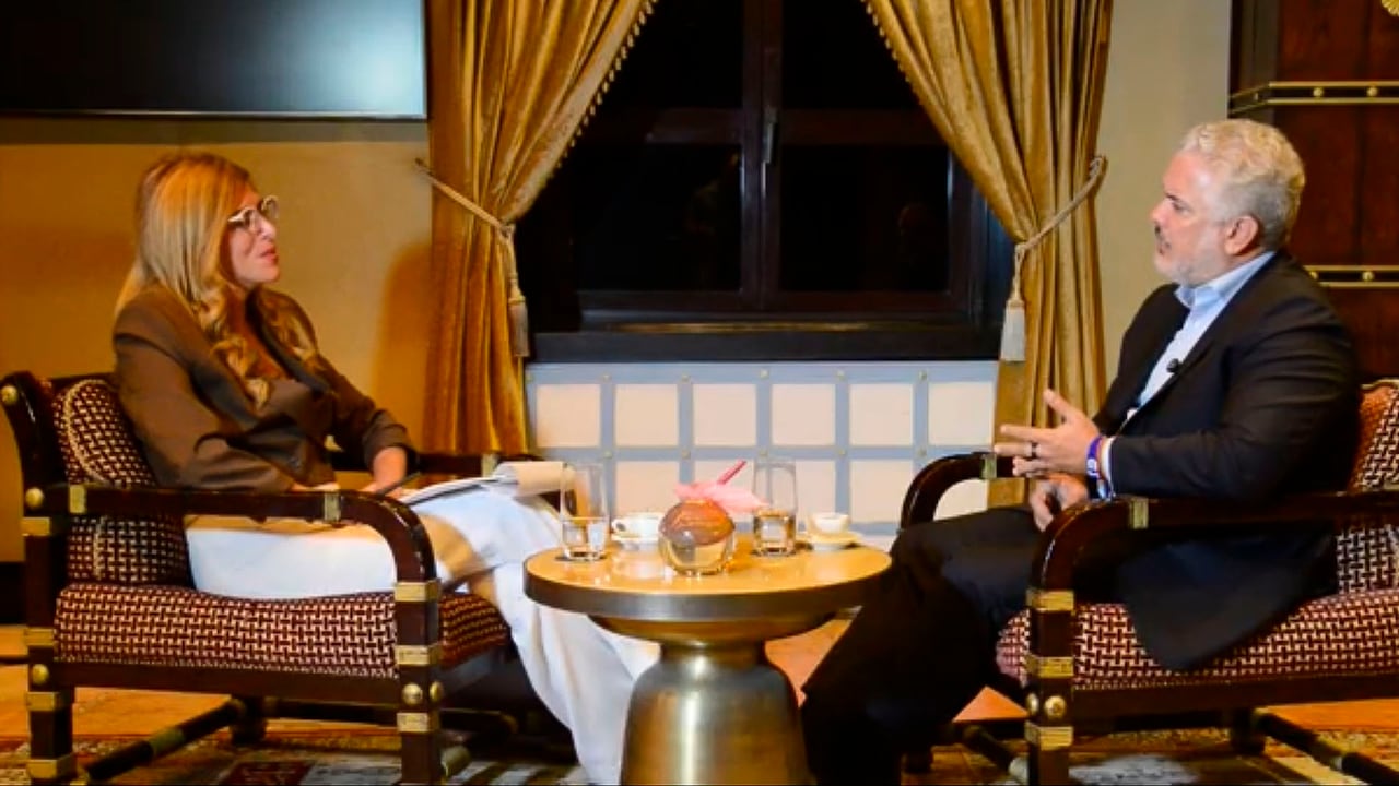 Entrevista Iván Duque con la periodista Nicole Mischel