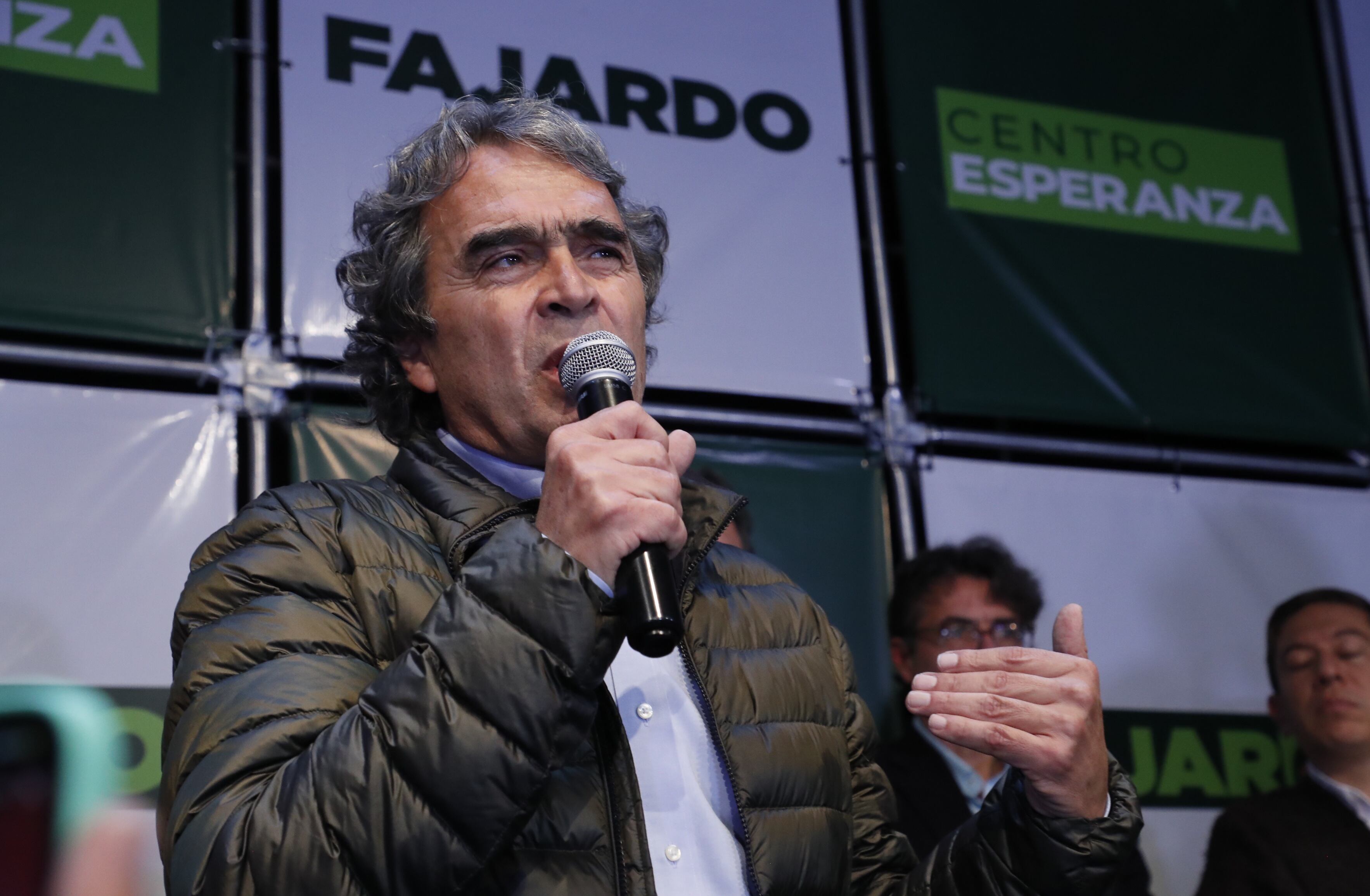 Sergio Fajardo ganador de la Consulta de la Coalición Centro Esperanza