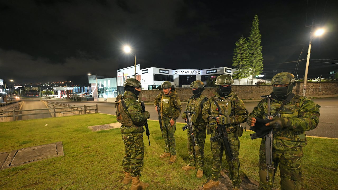 Toque de queda en Ecuador.