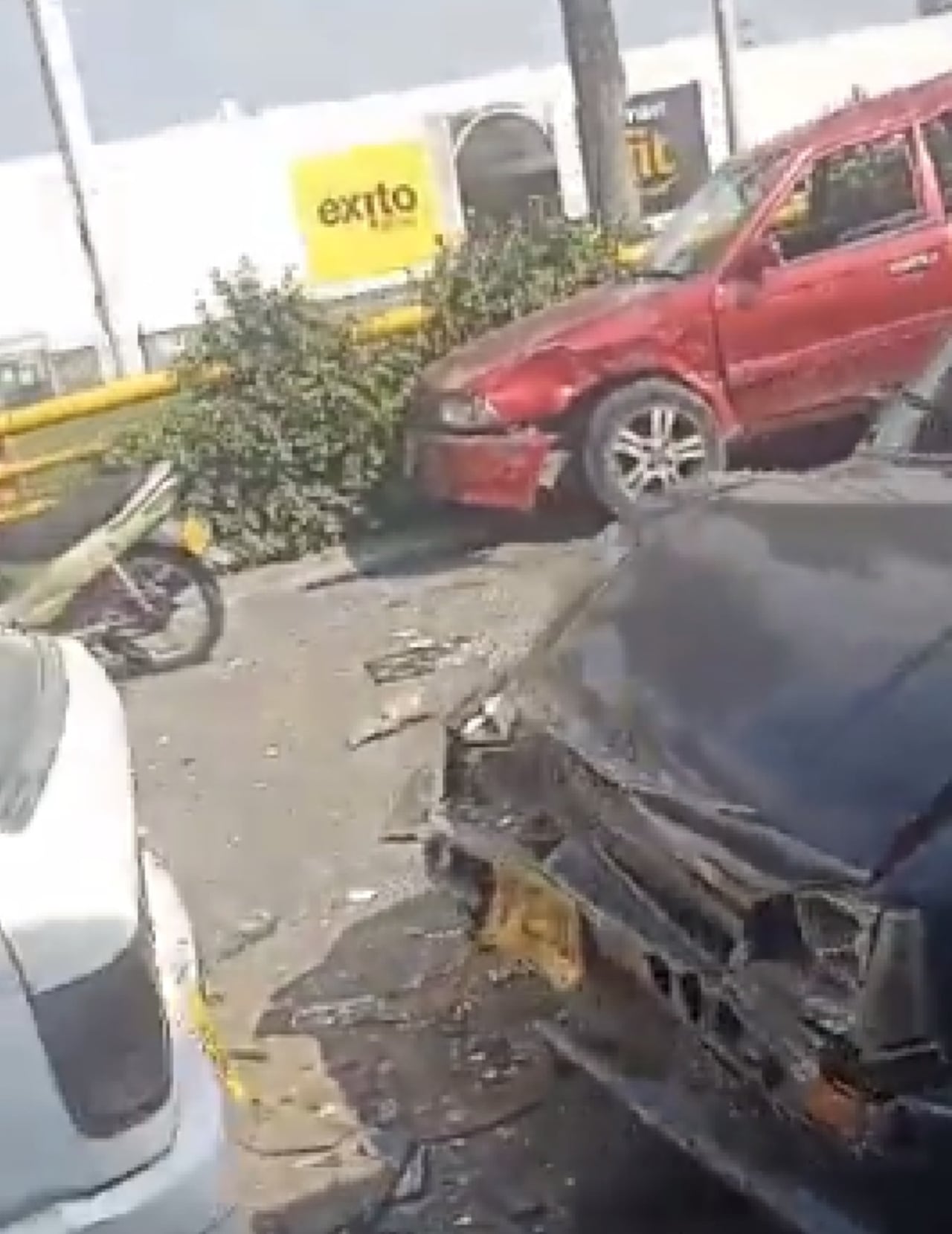 Siniestro vial en sector de Valle del Lili.