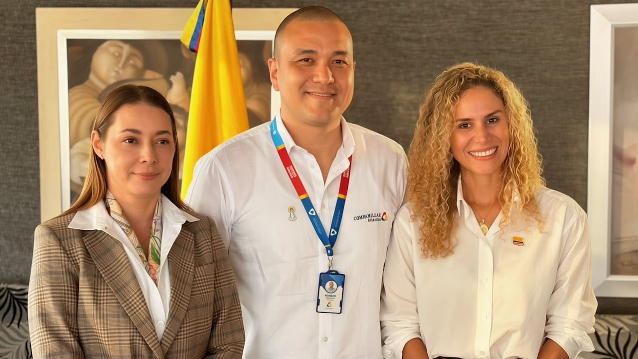 Ronald Velasco Tatekawa, nuevo director administrativo de Comfamiliar Atlántico.