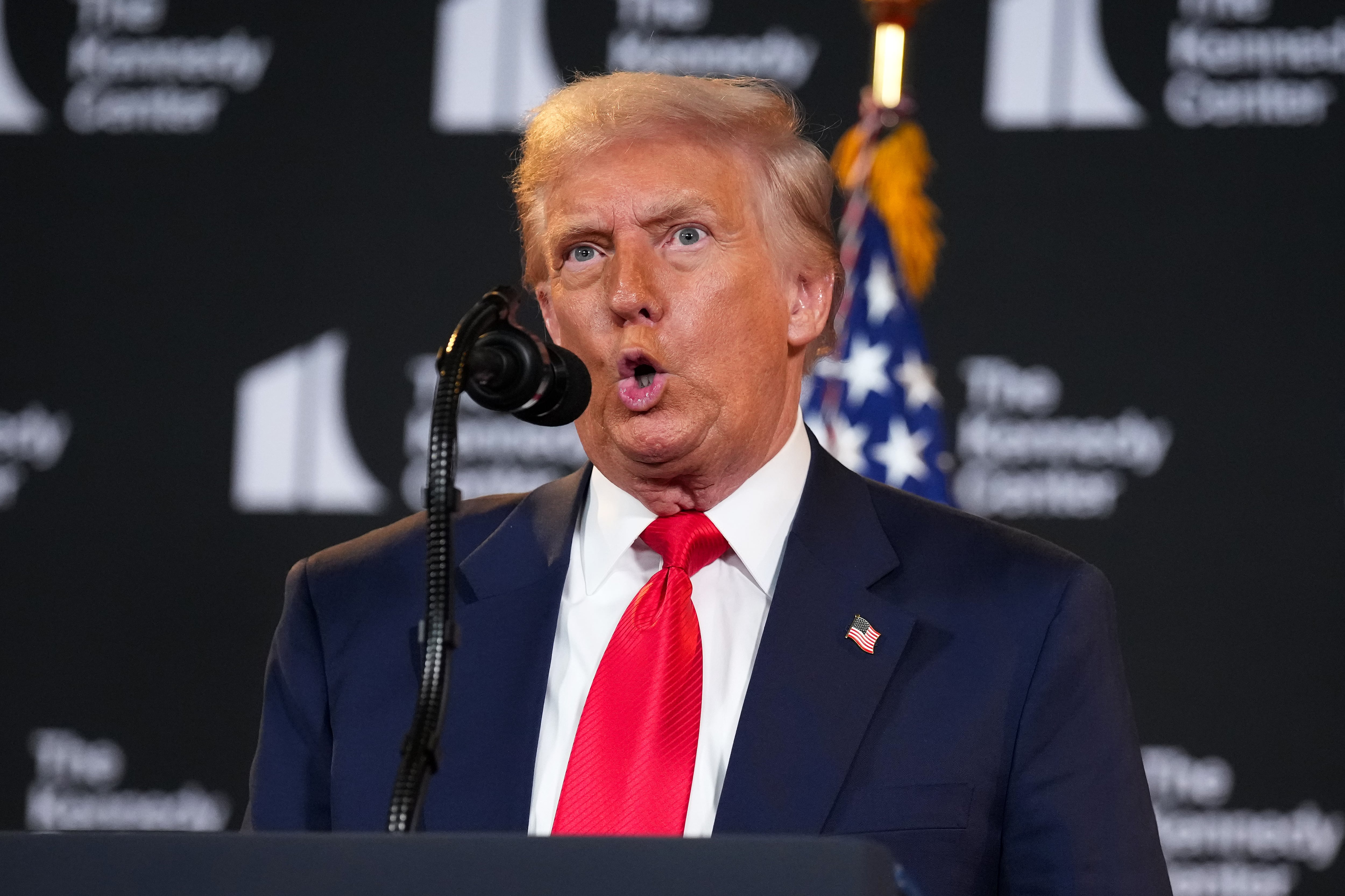 Trump anunció a los primeros nominados a los Premios Anuales del Centro Kennedy desde que asumió el control de la junta directiva del centro a principios de este año.