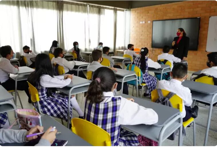 En Santander hay 272 instituciones educativas oficiales.