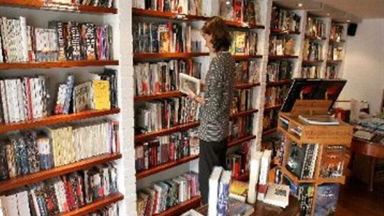 El autor más venido de esta semana en Colombia, fue Plinio Apuyelo Mendoza