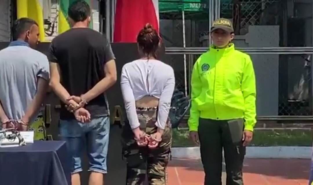 Esta mujer fue capturada con otras siete personas en desarrollo de diferentes operativos.