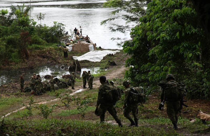 Cerca de 70 soldados del batallón de selva de la Pedrera cuidaron la reunión indígena a la que asistieron los dirigentes de Cosigo y representantes aborígenes de Estados Unidos, Canadá y Brasil. El evento no tiene precedentes en la región. 
