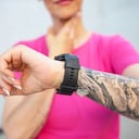 Los relojes inteligentes no se llevan muy bien con los tatuajes, ¿por qué?