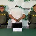 El agresor es esposo de la tía de la víctima.