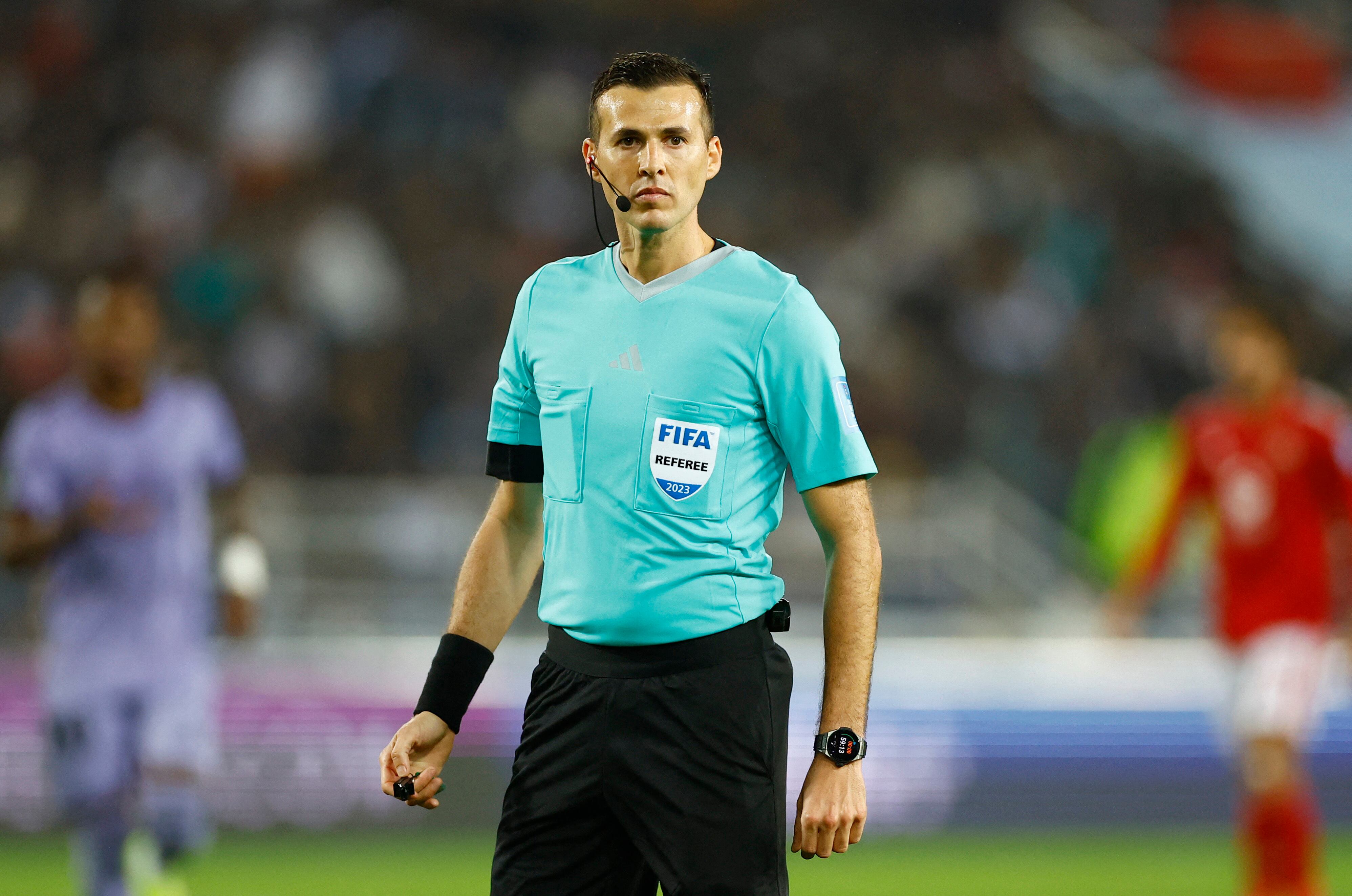 Soccer Football - FIFA Club World Cup - Semi Final - Al Ahly v Real Madrid - Prince Moulay Abdellah Stadium, Rabat, Morocco - February 8, 2023 Referee Andres Matonte REUTERS/Andrew Boyers