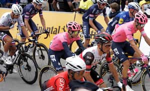 Sergio Higuita y Nairo Quintana en la salida de Lorient.