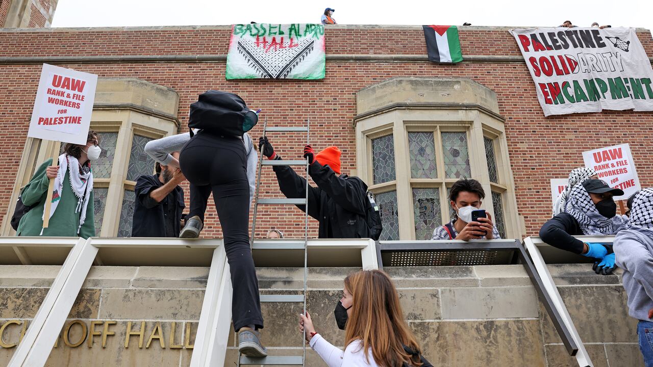 En mayo de 2024, hubo campamentos pro palestinos en la Universidad de California y otras instituciones de Estados Unidos.