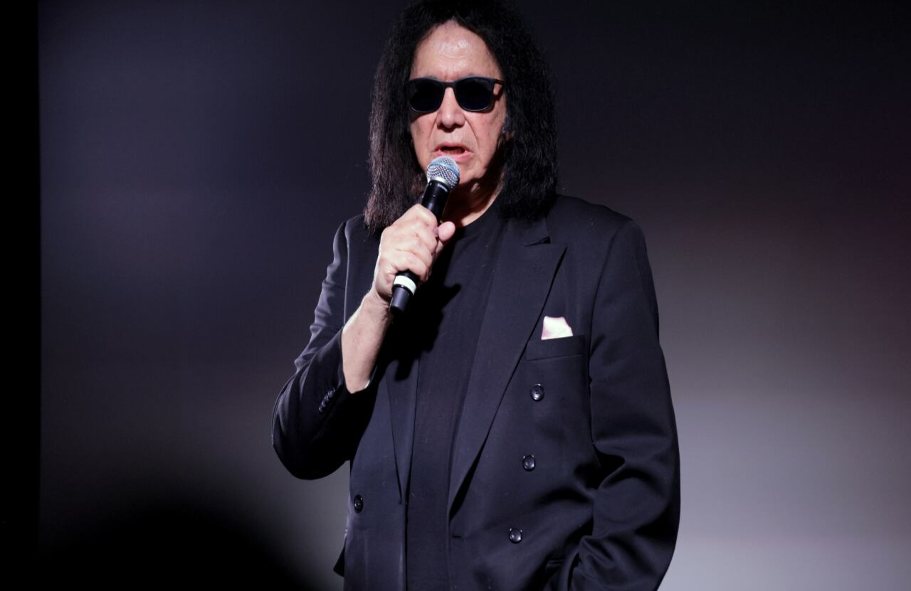 El famoso artista israeloestadounidense se encuentra bajo observación médica.