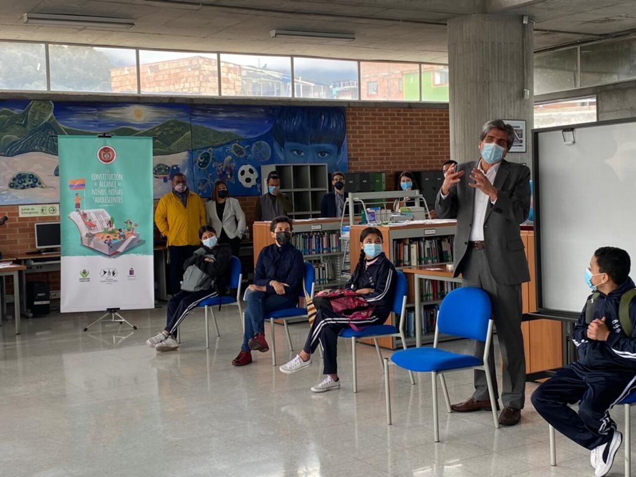 Corte Constitucional en colegios