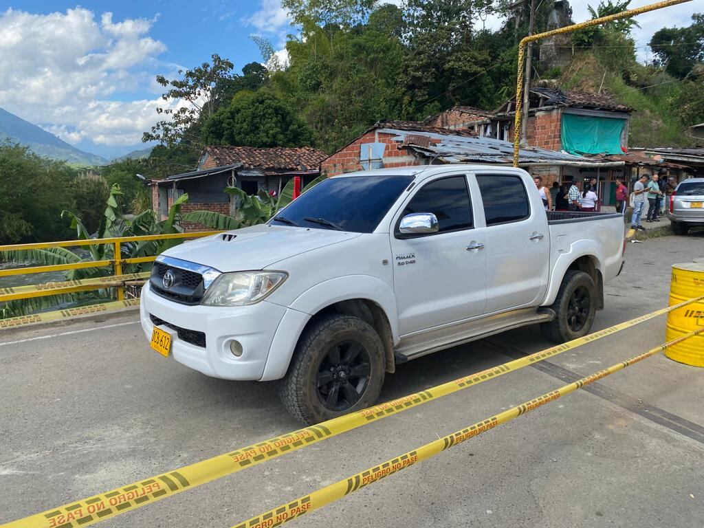 Está habilitado el puente de Barragán que comunica al Valle con el Quindío.