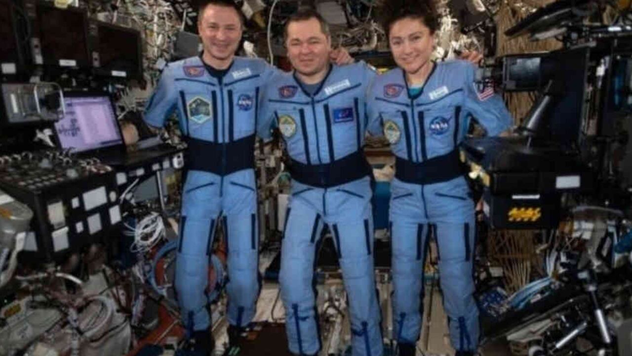 Andrew Morgan, Oleg Skripochka y Jessica Meir han estado más de 200 días en la Estación Espacial Internacional.
