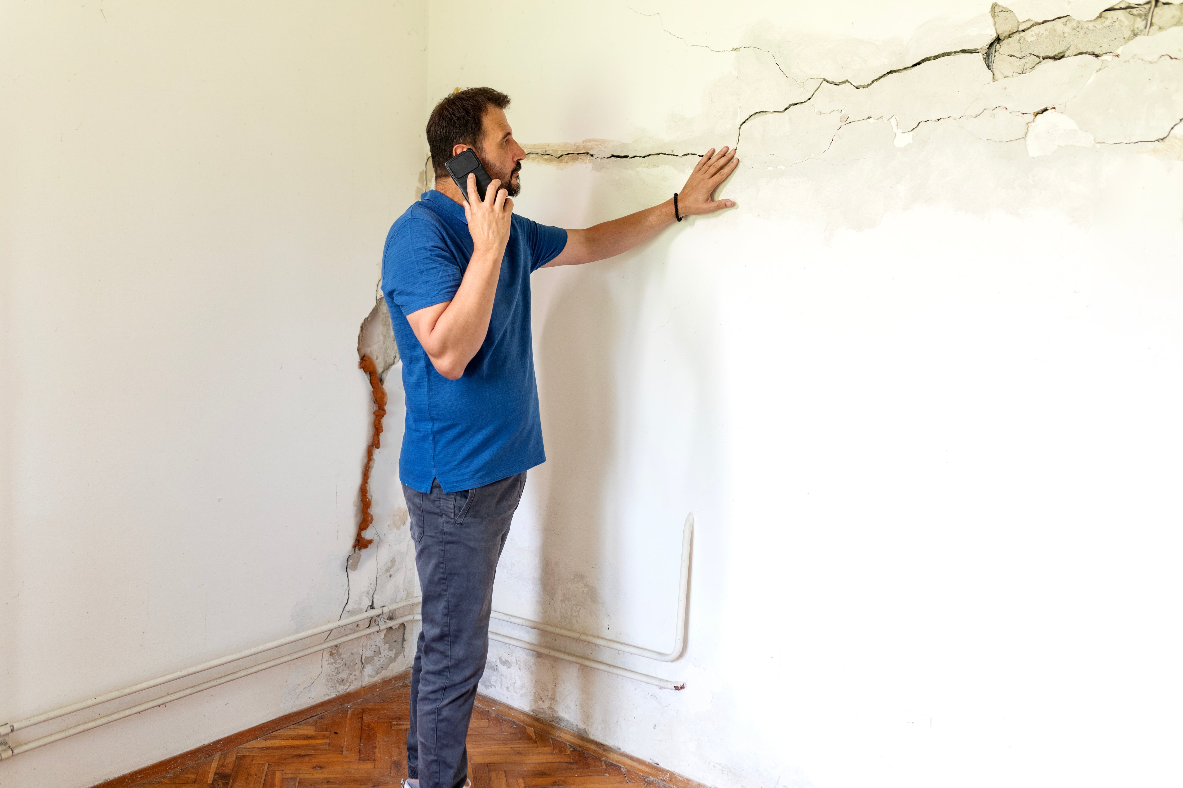 El USGS considera que el ‘triángulo de la vida’ es una idea equivocada sobre el lugar más seguro durante un terremoto.