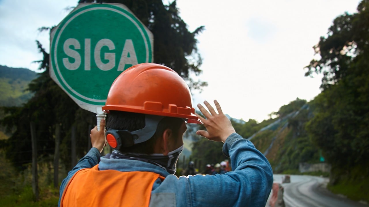 Reabren vía en túnel de La Línea, tras 50 días de trabajo en la zona.