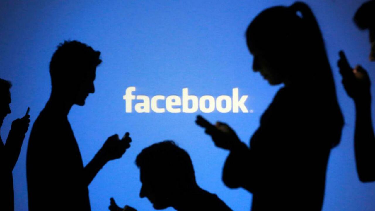 Cuando los jóvenes dejan de "aparecer" por las redes sociales puede ser una señal de depresión.