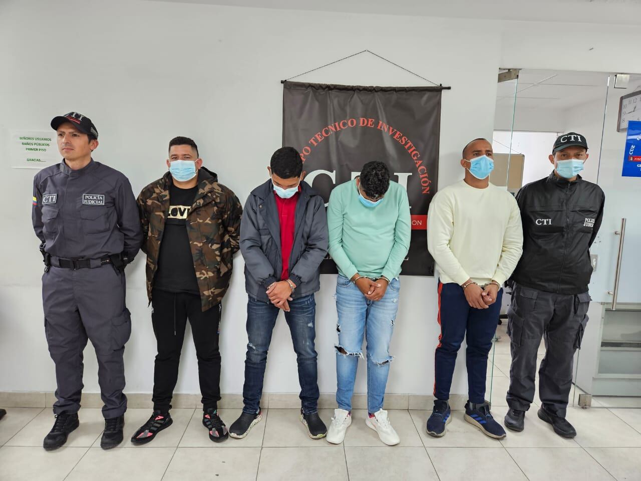 Los Seguros, la banda de vigilantes que aprovechaba su trabajo para cometer robos; así operaban en reconocidos conjuntos de Bogotá
