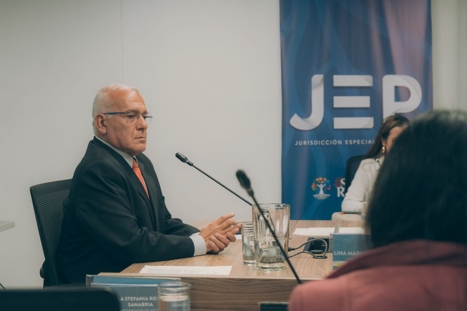 El coronel en retiro Publio Hernán Mejía ante la JEP.