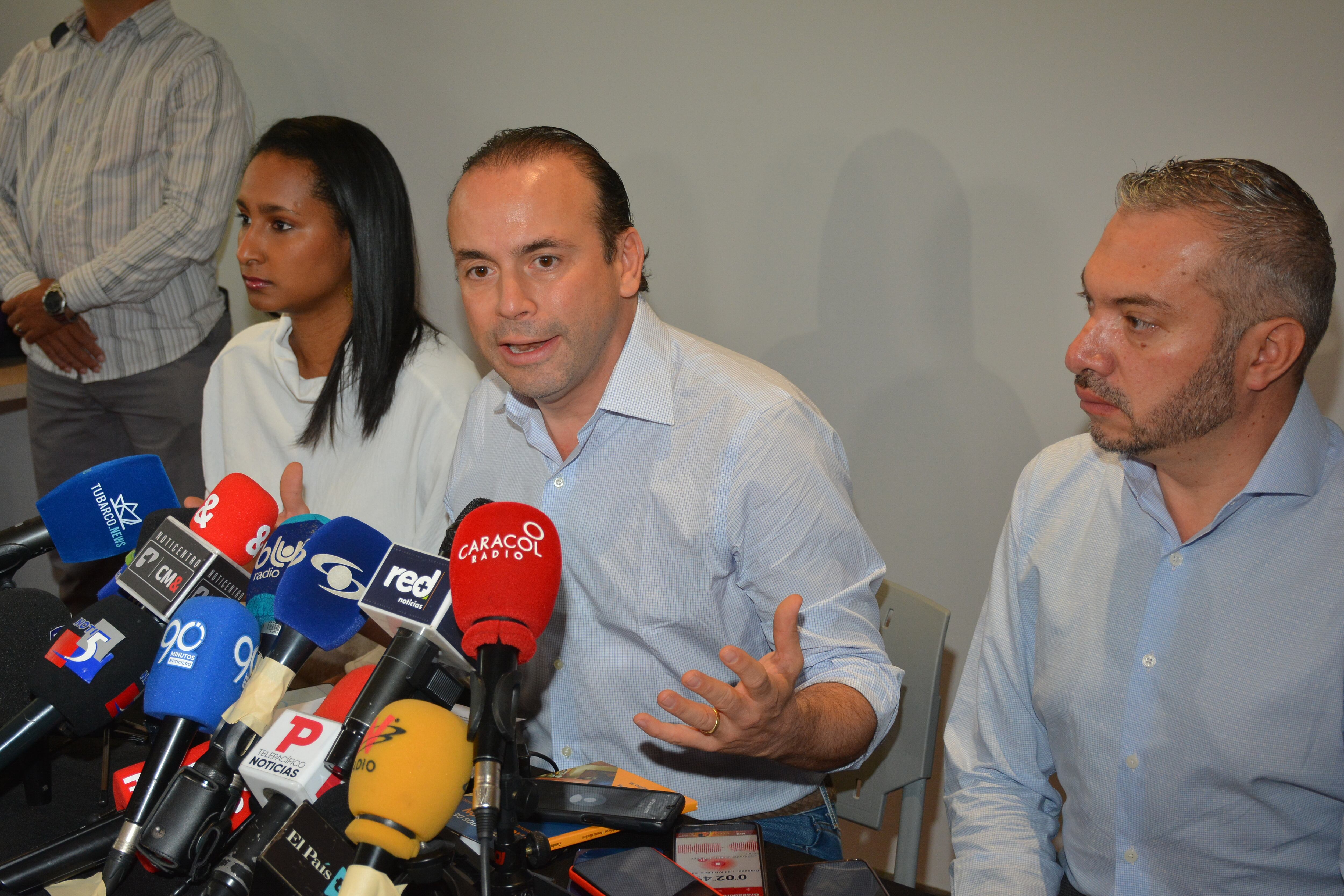 El alcalde electo Alejandro Eder, se refirió a varios temas importantes para la ciudad y dio a conocer algunos de los nombres de ocho de los funcionarios que lo acompañarán de arranque