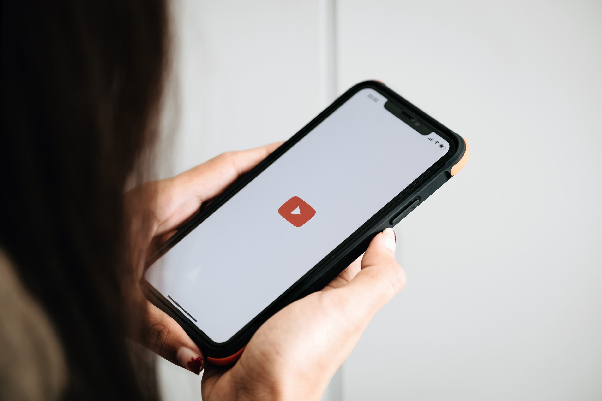 Cientos de usuarios reportaron dificultades para acceder a la plataforma o reproducir videos.