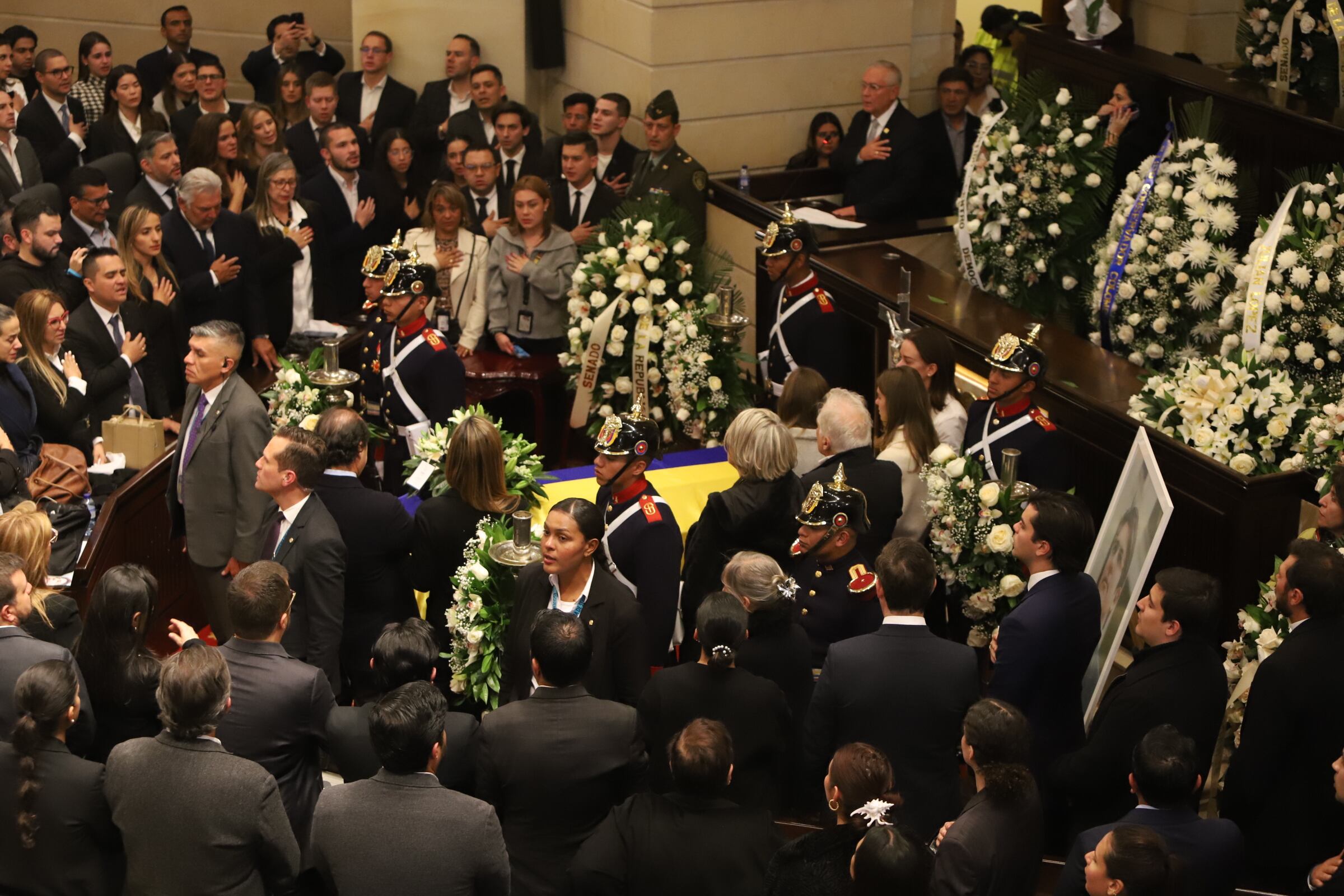 Homenaje póstumo en el Capitolio Nacional a Miguel Uribe Turbay