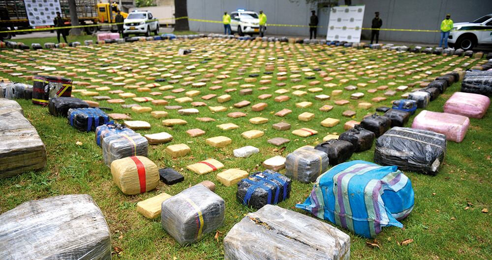 Estados Unidos reconoce la importancia de una estrategia antidrogas más allá de las incautaciones. 