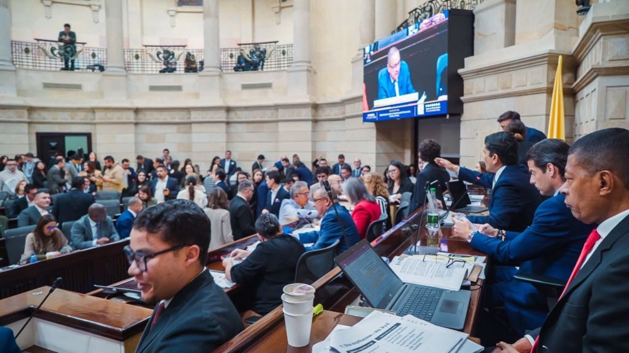 Avanza la ley antitrámites en el Congreso